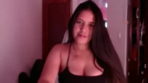 Snapshot of tatianaez22 chatting on April 27, 2026, 3:21 pm tatianaez22 online show from April 27, 2026, 3:21 pm