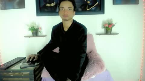 Snapshot of tatoo_noah chatting on February 23, 2026, 1:08 pm Noah online show from February 23, 2026, 1:08 pm