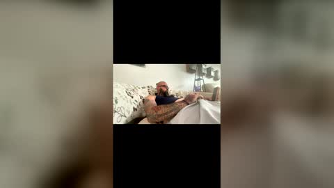 Snapshot of tatteddood84 chatting on June 7, 2026, 9:40 pm tatteddood84 online show from June 7, 2026, 9:40 pm