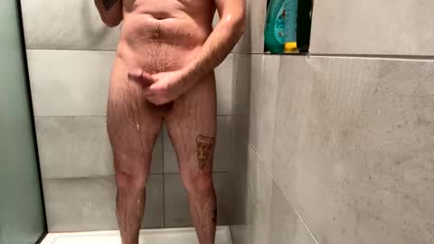 Snapshot of tattedshowerz chatting on December 17, 2024, 10:12 am tattedshowerz online show from December 17, 2024, 10:12 am