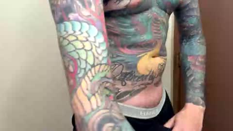 tattooed8in online show from December 21, 2025, 9:44 pm