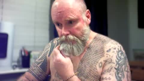 Snapshot of tattooeddilf01 chatting on September 8, 2025, 10:53 pm Tattooeddilf 01 online show from September 8, 2025, 10:53 pm