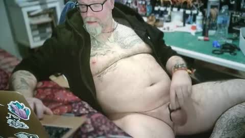 Tattooeddilf 01 online show from January 31, 2026, 11:36 pm