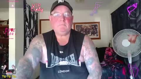tattzsexy online show from April 30, 2026, 3:13 am