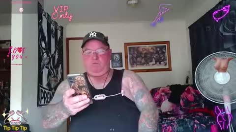 tattzsexy online show from May 3, 2026, 1:55 am