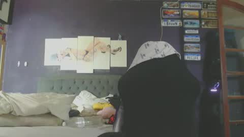 tatuada_safada online show from April 29, 2026, 11:44 pm
