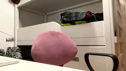 Tatuador40 online show from October 19, 2025, 9:48 pm