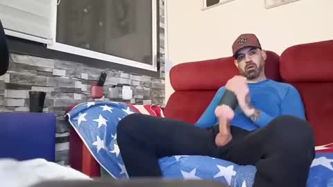 Snapshot of tatuadorhotxxx chatting on February 15, 2026, 7:51 am Tatuado20cm online show from February 15, 2026, 7:51 am