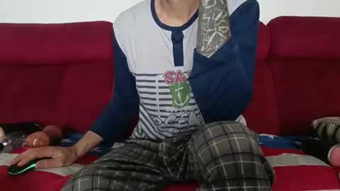 Snapshot of tatuadorhotxxx chatting on March 18, 2026, 6:16 am Tatuado20cm online show from March 18, 2026, 6:16 am