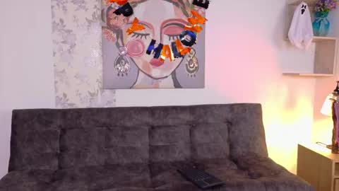 Taty Miller online show from October 26, 2025, 2:12 pm