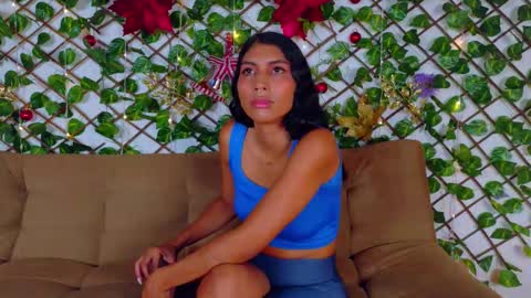 Taty Miller online show from November 30, 2025, 7:18 pm