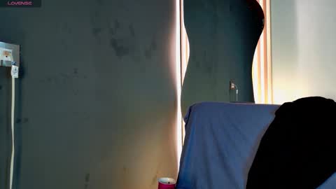 taurito___ online show from November 8, 2025, 1:22 pm