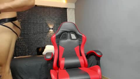  T A U R U S  online show from November 3, 2025, 11:44 am