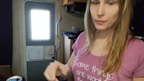 taylafox online show from January 31, 2025, 9:26 pm