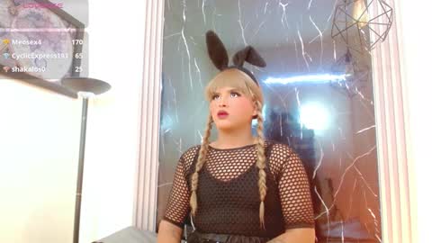 taylor__smith_ online show from March 24, 2026, 11:15 am