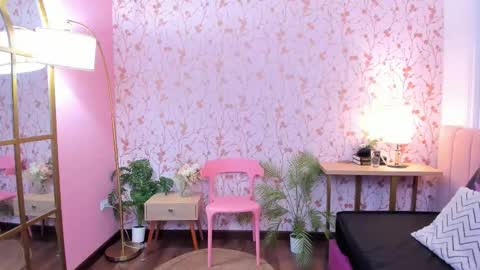 Taylor Bennet online show from February 22, 2026, 11:42 am