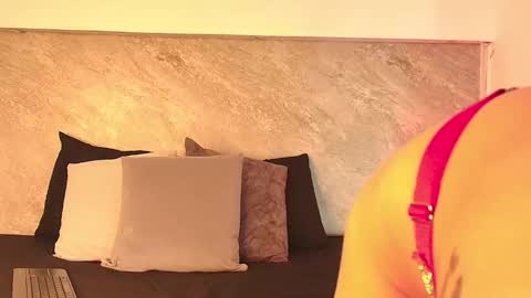 Taylor online show from October 30, 2025, 6:04 am