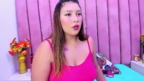 Snapshot of taylorbigass chatting on April 4, 2026, 2:10 am taylorbigass online show from April 4, 2026, 2:10 am