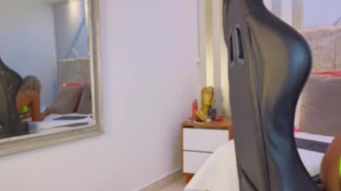 Snapshot of tayra_pradit chatting on February 26, 2026, 8:52 pm tayra online show from February 26, 2026, 8:52 pm