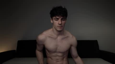 Snapshot of taziro chatting on April 7, 2026, 8:37 am Ean online show from April 7, 2026, 8:37 am