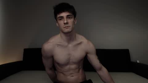 Snapshot of taziro chatting on April 9, 2026, 9:58 am Ean online show from April 9, 2026, 9:58 am