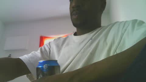 Snapshot of te3jani chatting on January 17, 2025, 6:33 pm te3jani online show from January 17, 2025, 6:33 pm