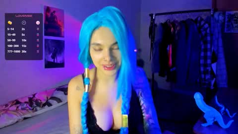 Snapshot of tea_rexx chatting on November 8, 2025, 7:12 pm Kristina online show from November 8, 2025, 7:12 pm