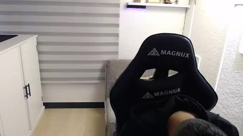 DYNAMITE DUO69 online show from March 19, 2026, 12:09 pm