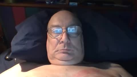 Mark online show from October 27, 2025, 8:46 pm