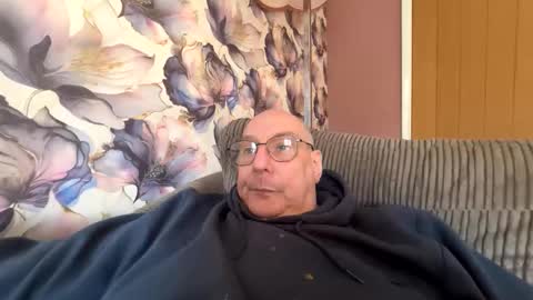 Mark online show from February 22, 2026, 2:04 pm