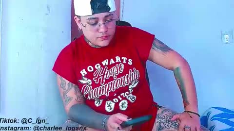 Snapshot of techno_420 chatting on January 18, 2025, 1:30 am Charlee He online show from January 18, 2025, 1:30 am