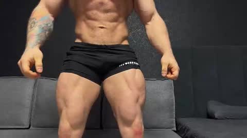 Andy Psy online show from November 28, 2025, 6:10 pm