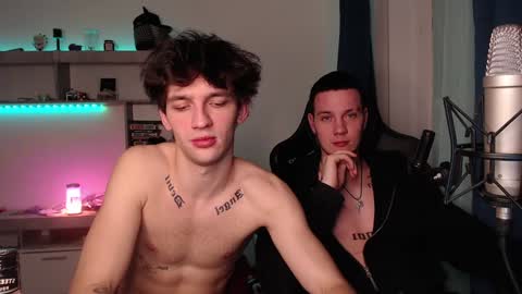 Snapshot of teddy_mode chatting on December 16, 2024, 12:48 am Teddy online show from December 16, 2024, 12:48 am