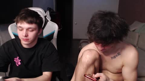 Snapshot of teddy_mode chatting on January 25, 2025, 6:35 pm Teddy online show from January 25, 2025, 6:35 pm