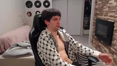 Snapshot of teddy_mode chatting on November 25, 2025, 1:22 pm Teddy online show from November 25, 2025, 1:22 pm