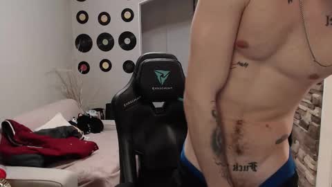 Snapshot of teddy_mode chatting on November 30, 2025, 3:54 am Teddy online show from November 30, 2025, 3:54 am