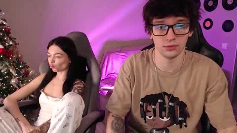 Snapshot of teddy_mode chatting on January 10, 2026, 11:12 am Teddy online show from January 10, 2026, 11:12 am