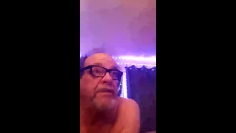Snapshot of tedestep2 chatting on April 4, 2026, 7:00 pm tedestep2 online show from April 4, 2026, 7:00 pm