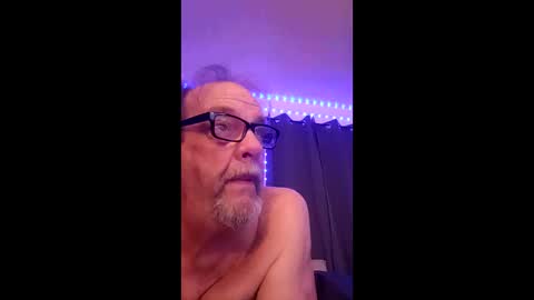 Snapshot of tedestep2 chatting on April 8, 2026, 4:45 am tedestep2 online show from April 8, 2026, 4:45 am