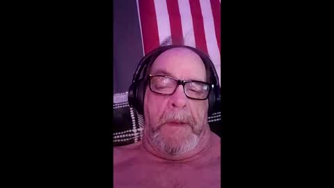 Snapshot of tedestep2 chatting on April 12, 2026, 10:04 pm tedestep2 online show from April 12, 2026, 10:04 pm