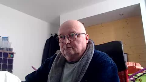 Snapshot of tedy6374 chatting on November 16, 2025, 12:33 pm tedy6374 online show from November 16, 2025, 12:33 pm