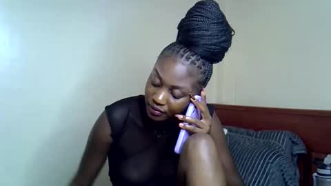 Nicole online show from April 15, 2026, 9:59 pm