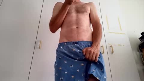 Teezy online show from April 8, 2026, 8:47 am