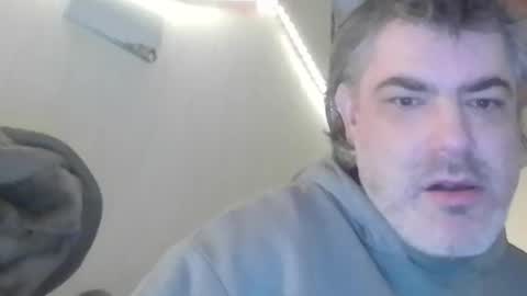 Snapshot of teeforyou chatting on May 17, 2026, 6:37 pm Peter online show from May 17, 2026, 6:37 pm