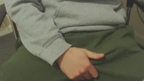 Snapshot of teeteeg chatting on December 21, 2024, 6:23 pm teeteeg online show from December 21, 2024, 6:23 pm