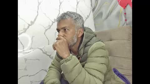 telematicolo2 online show from April 13, 2026, 12:27 am