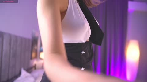 Tella online show from September 29, 2025, 9:14 am