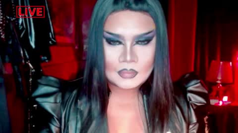 Snapshot of temptress_cocoxxx chatting on April 6, 2026, 9:54 am Mistress Coco online show from April 6, 2026, 9:54 am