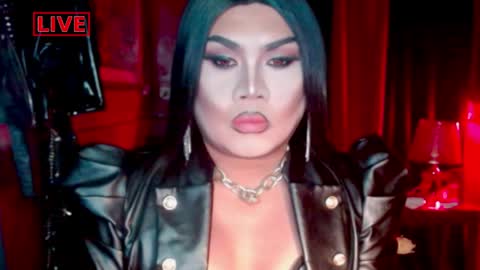 Snapshot of temptress_cocoxxx chatting on April 8, 2026, 2:22 am Mistress Coco online show from April 8, 2026, 2:22 am