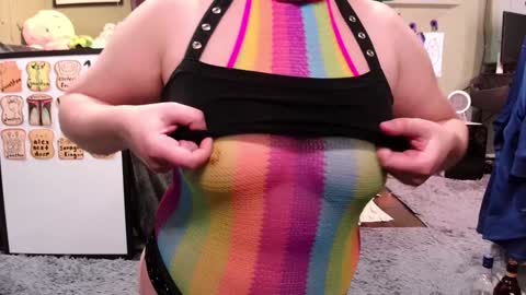 Pixie and Tentacle Overlord online show from January 4, 2025, 2:14 am